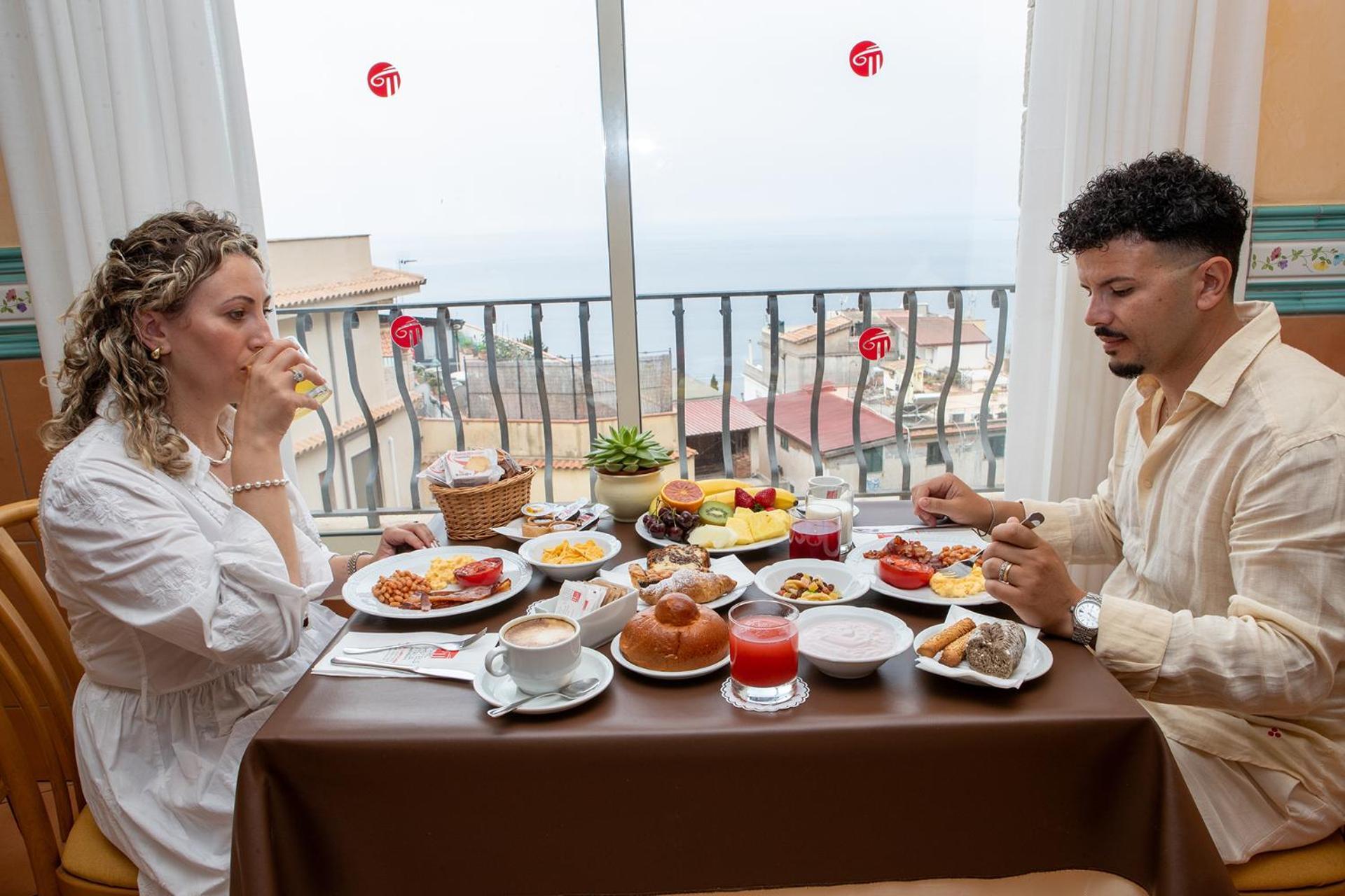 Hotel Ariston And Palazzo Santa Caterina Taormina Ngoại thất bức ảnh